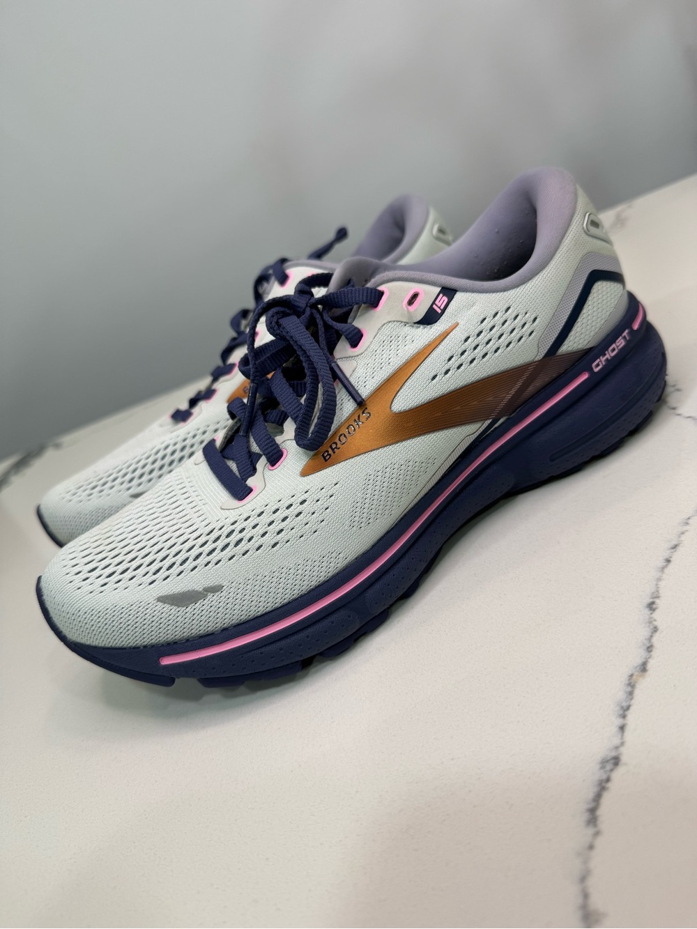 Brooks Ghost 15 Women's Running Shoes Size 8 Medium Purple Blue Pink